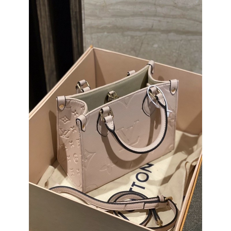 Túi lv size 25cm fullbox nam châm phom mềm sụn đâyyy