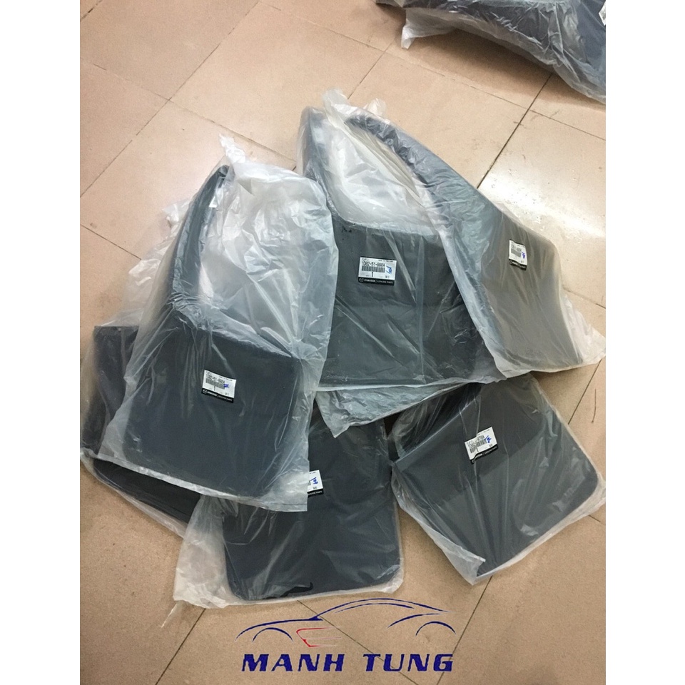 Chắn bùn sau L+R xe Mazda BT50 2012- 2016 1D0251870A, 1D0251880A