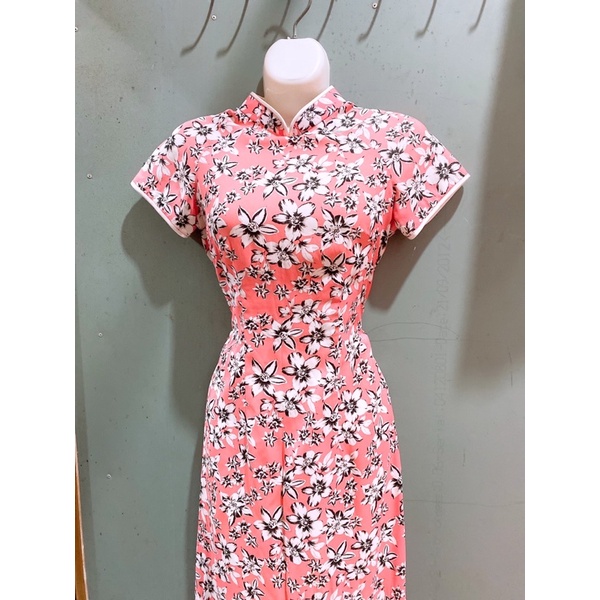 Áo dài hoa nhí cổ truyền thống tay cộc