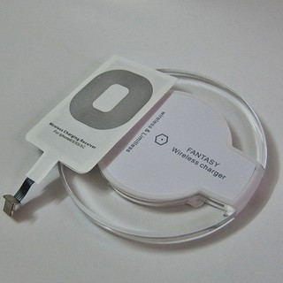 Đế sạc không dây chuẩn Qi Fantasy tặng chuyển đổi cho iphone
