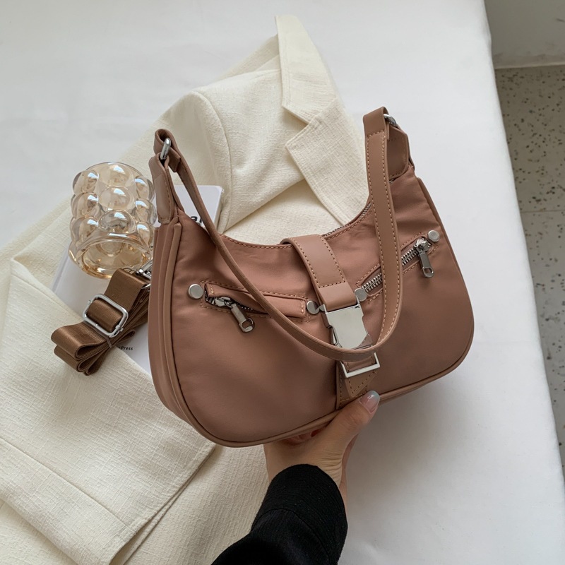 Túi Đeo Chéo nylon Màu Đen Thời Trang Cho Nữ