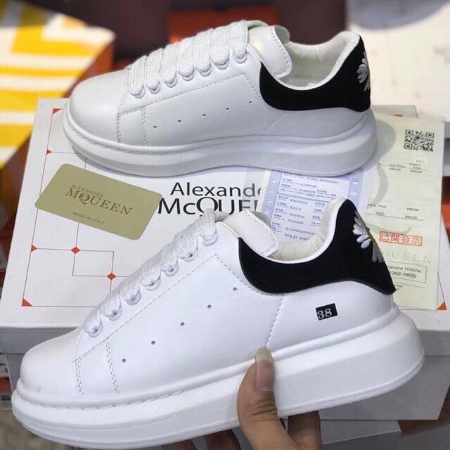 Giày Sneaker MCQ 𝐅𝐑𝐄𝐄𝐒𝐇𝐈𝐏 Mcqueen Hoa Cúc Dây Lụa Cao Cấp Full Box Full Bill