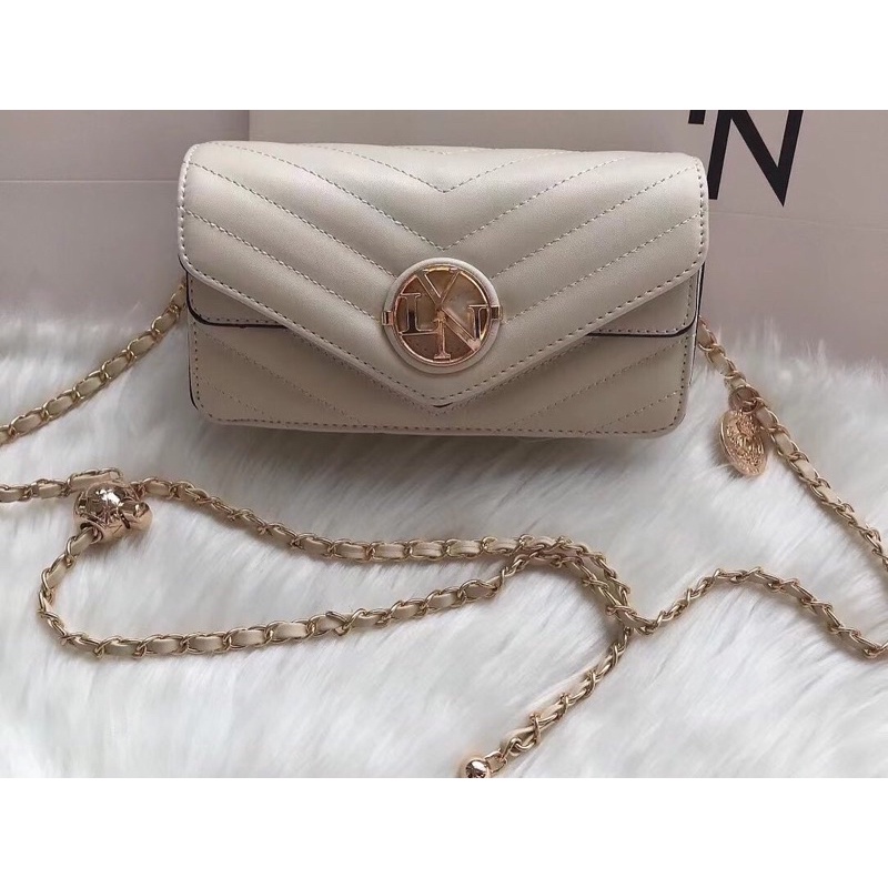 Túi L.Y.N dáng vuông sz 20cm