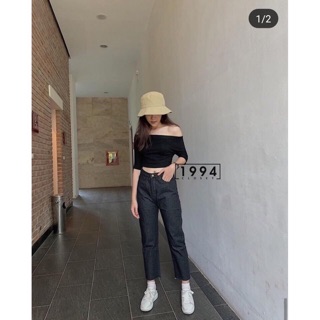 Áo thun croptop lệch vai