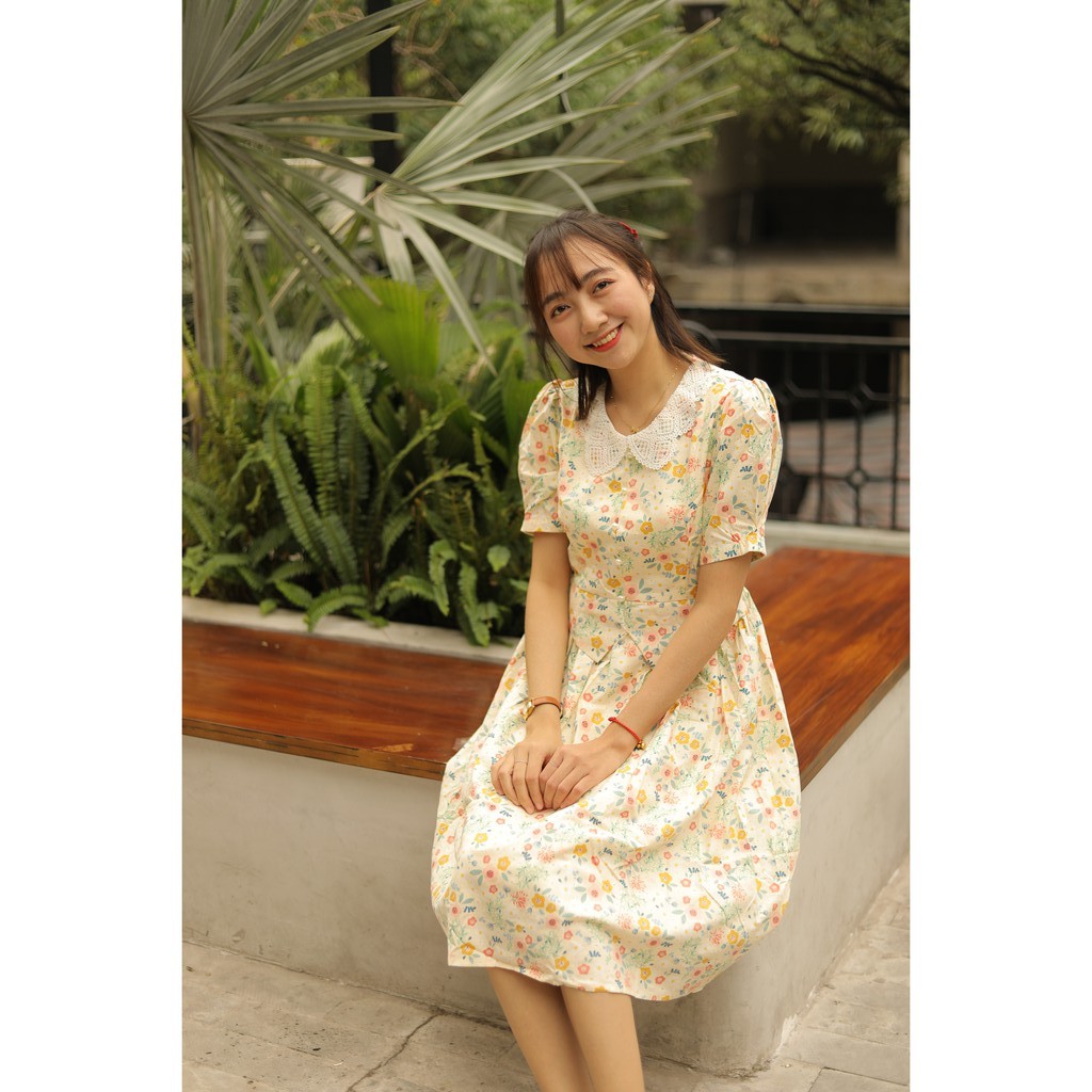 Váy hoa cổ ren siêu xinh