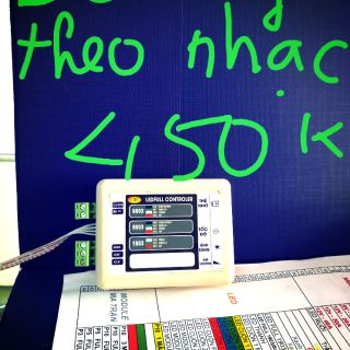 Bo nháy theo nhạc