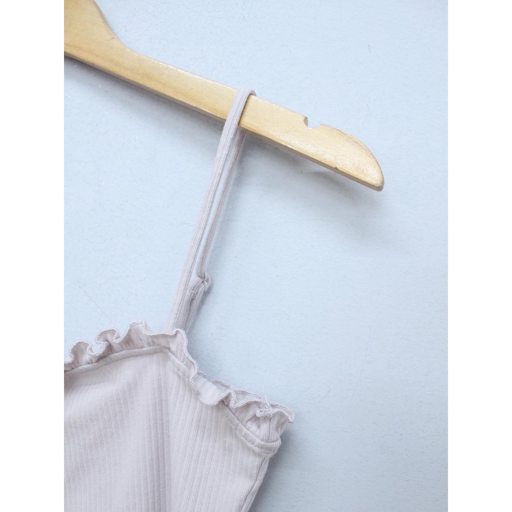 Q9342 - Bodysuit thun gân 2 dây Double Zero viền bèo, trơn