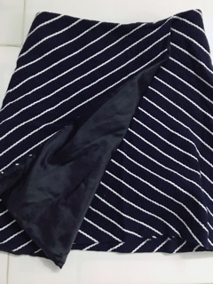 Chân váy đắp chéo Dottie