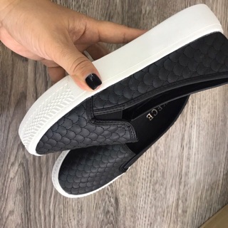 Slipon vảy cá