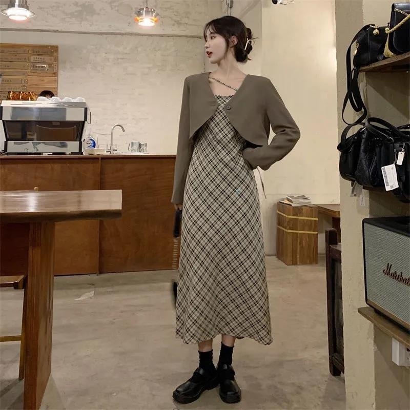 Set Áo Khoác Và Đầm Hai Dây Họa Tiết Sọc Caro Phong Cách Pháp Cổ Điển Thời Trang Mới