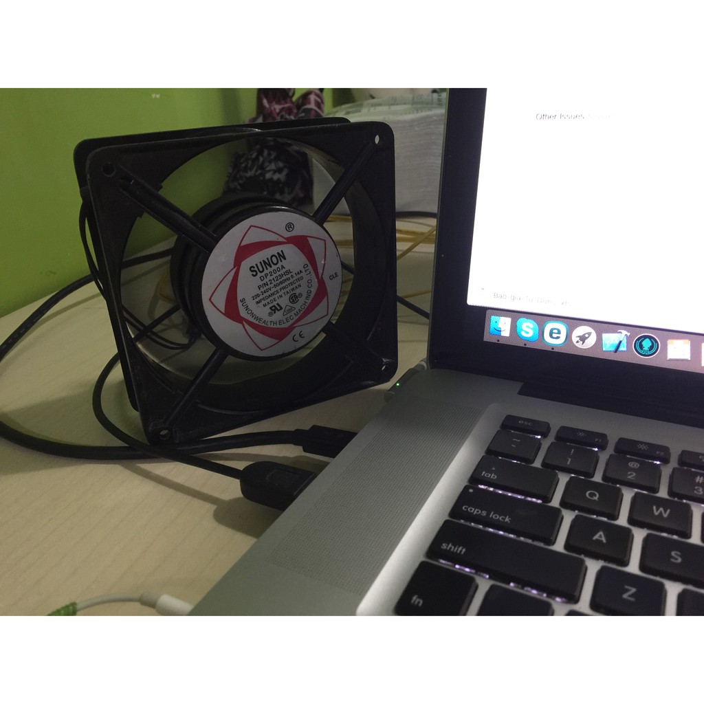 Quạt Tản Nhiệt siêu mát laptop, Quạt Thông Gió SUNON 12x12Cm 220V - Quận 1 TPHCM