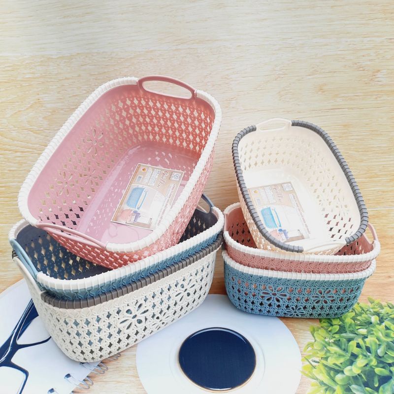Giỏ nhựa hoa giả mây việt nhật có quai cầm màu pastel xinh xắn