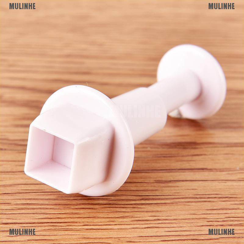 Khuôn Cắt Bánh Hình Vuông Dễ Thương