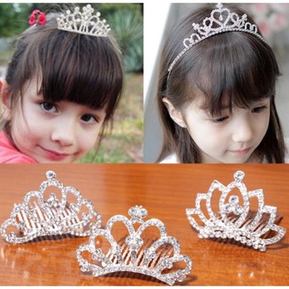 Cài tóc vương miện cho bé