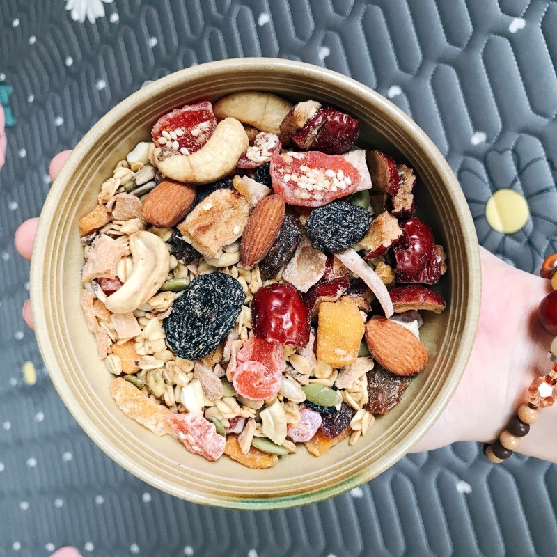500g Granola phiên bản nhiều trái cây và hạt dinh dưỡng