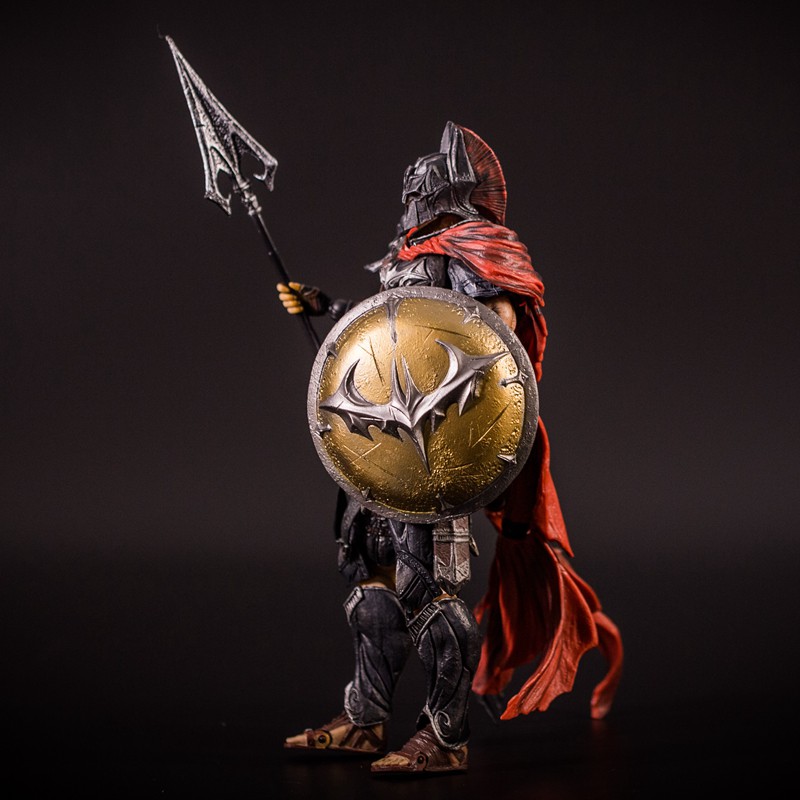 Mô hình Batman Sparta Warrior DC Comics Play Arts 25cm - PAK