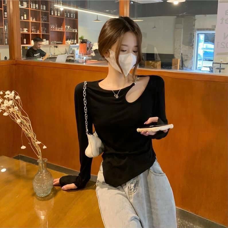 Áo Kiểu Borip Tay Dài Phối Xích Khóe Hở 1 Bên Vai Phong Cách Hot Girl Hàn Quốc TTKXA0269