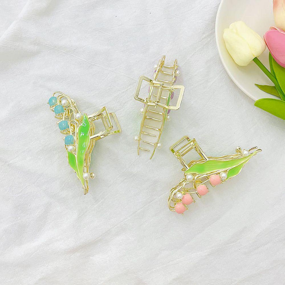 Kẹp Tóc Móng Vuốt Hình Cá Mập Đính Hoa Màu Ngà Thanh Lịch Cho Nữ