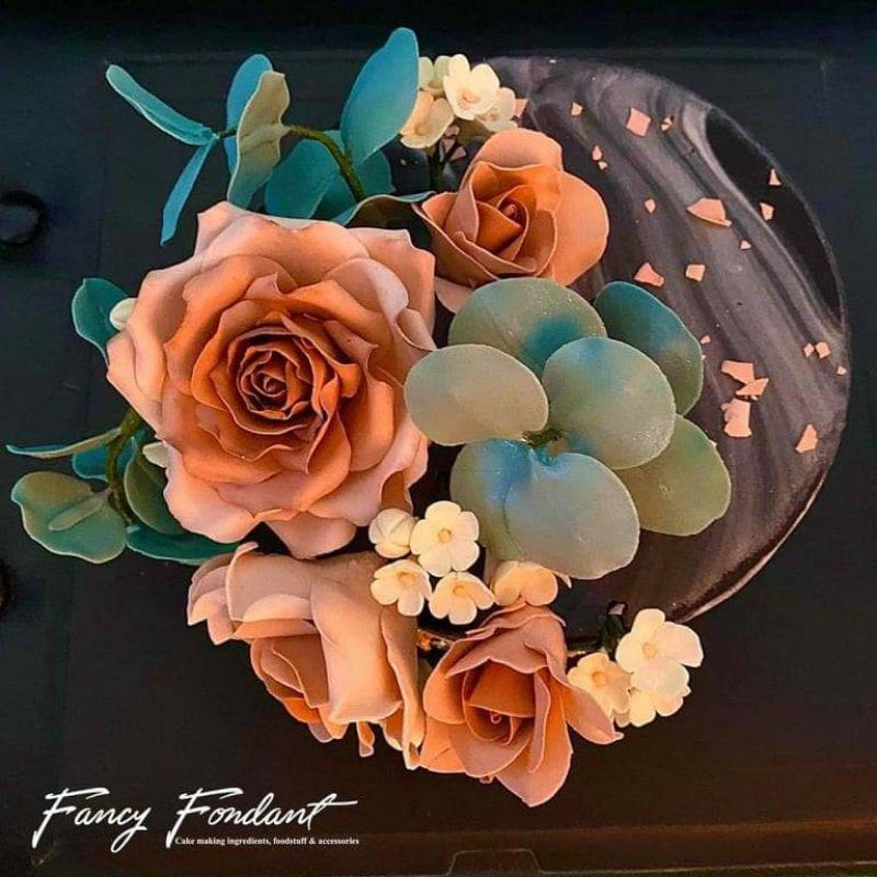 Fancy Gumpaste tạo hình màu trắng 1kg tự khô nhanh