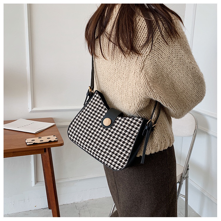 Túi Xách Nữ Đeo Chéo Đeo Vai Phong Cách Hàn Quốc Đi Học Đi Chơi Thời Trang Năng Động | TX06