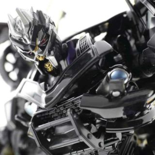 Mô hình [có sẵn] Transformers LS02 BMB Barricade