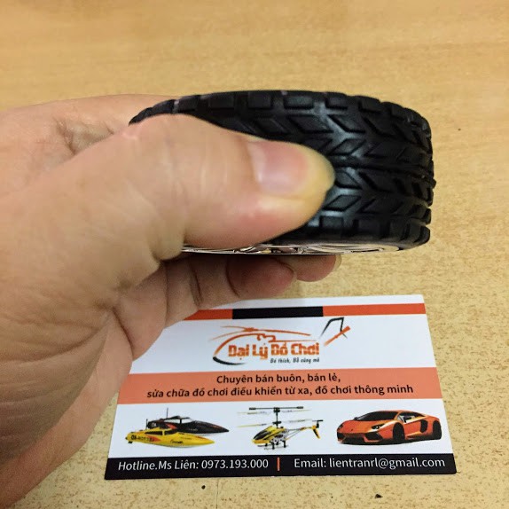 Bánh xe cao su chất lượng cao trục 4mm đường kính 65mm