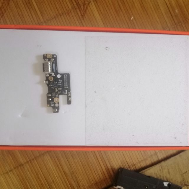 Cụm mạch sạc redmi note 7 zin bóc máy