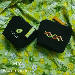 Ví nhỏ thêu tay ADN (đựng scrunchies và đồ lặt vặt)