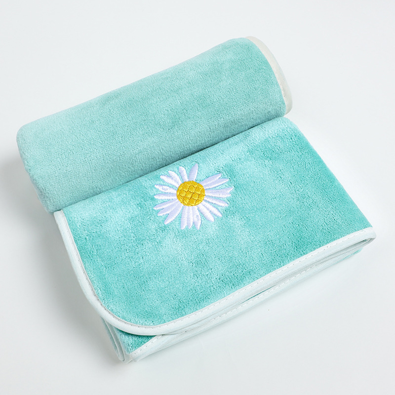 Bán buôn khăn sợi nhỏ thêu khăn mặt dày mềm thấm hút khô Khăn làm đẹp cho thẩm mỹ viện Khăn