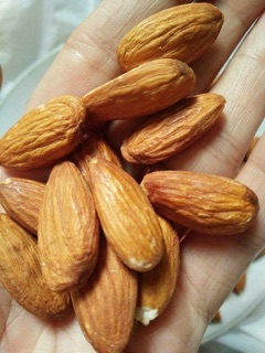 Hạnh nhân đã tách vỏ (gói 500g)