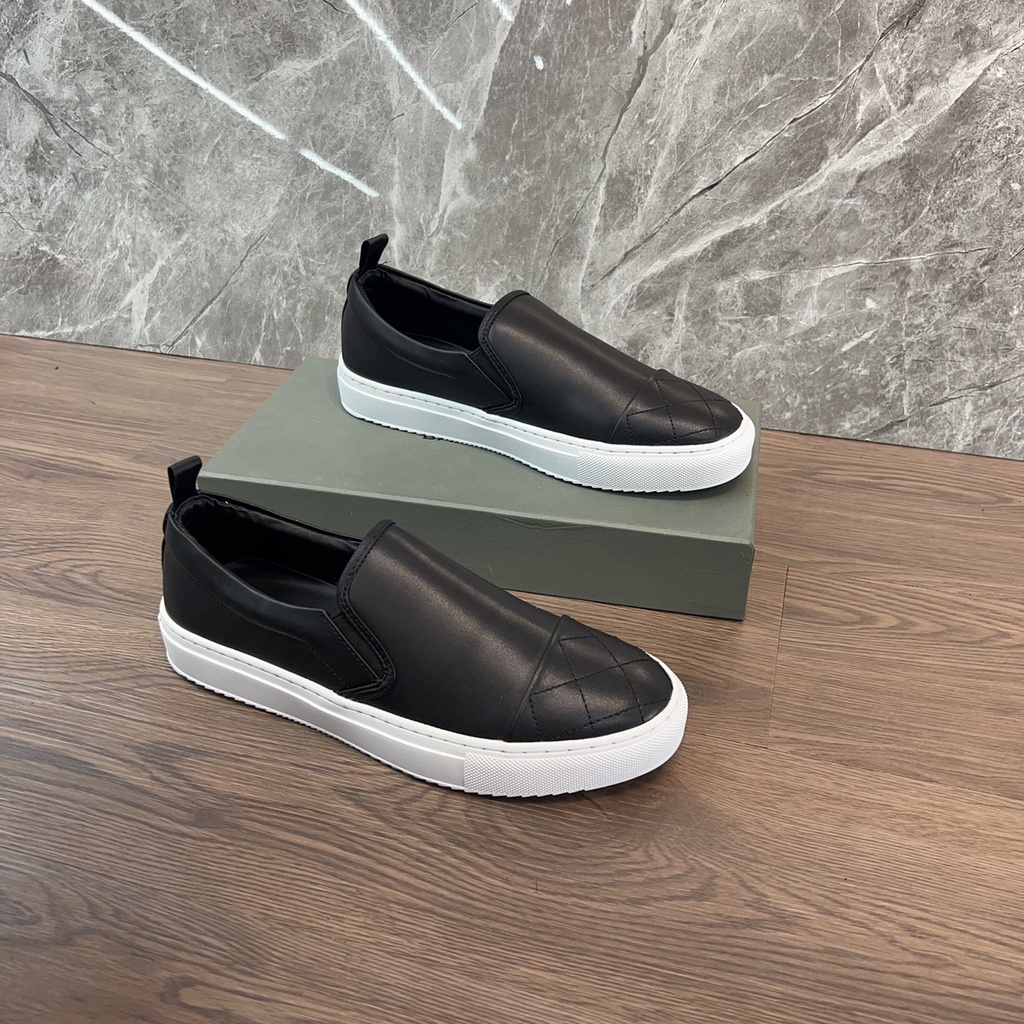Giày lười nam,giày slipon gc trơn mõm gân đế khâu chắc chắc dễ đi phong cách trẻ trung mẫu hot mã TC05656