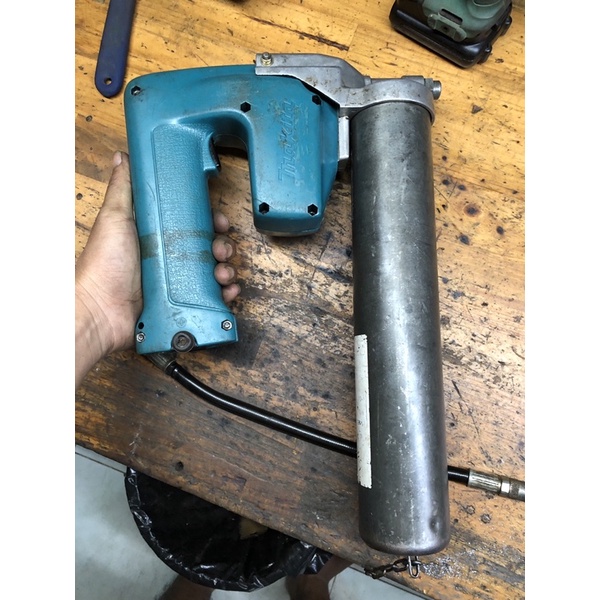 Bơm Mỡ Bò Yamada