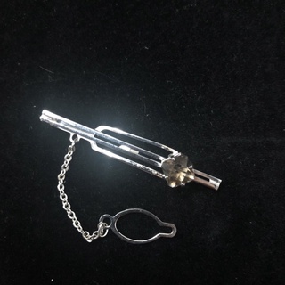 Kẹp cài áo hiệu vintage