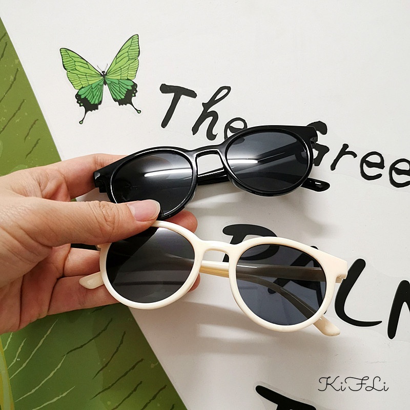Kính râm gọng tròn nhỏ phong cách Hàn Quốc