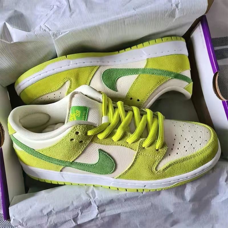 💥Pure Yuan SB Dunk Giày Thể Thao Cổ Thấp Màu Xanh Lá Cây Apple Cổ Điển Hợp Thời Trang Dễ Phối Đồ Cho Nữ
