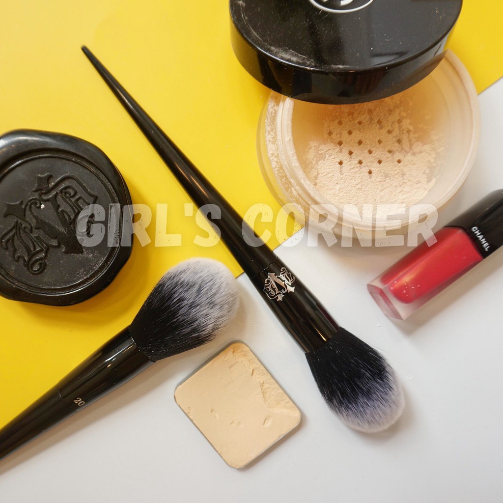 Cọ phủ phấn Kat Von D20 Brush