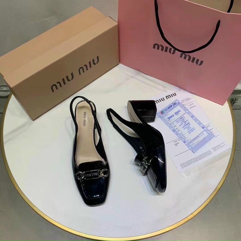 Giày Cao Gót MIUMIU Đế Vuông Hở Gót Mẫu Hot Hàng Chuẩn Fullbox Bill Hãng Xịn Sò