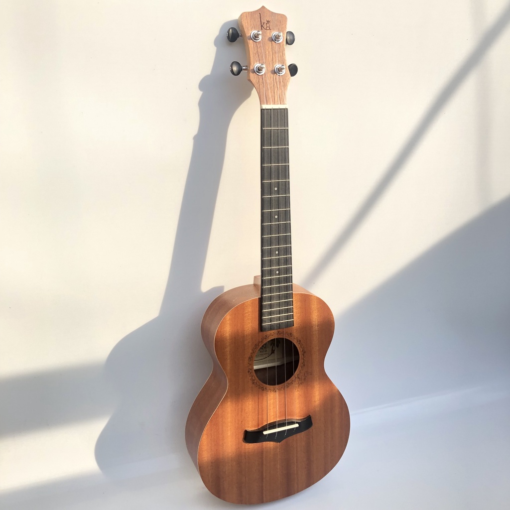 Đàn Ukulele Tenor Deviser mặt sáng hoa văn size 26 - HÀNG CÓ SẴN