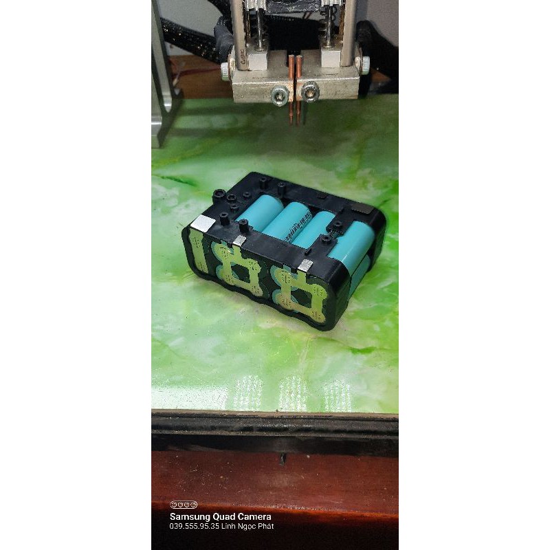 Khối pin makita 18v 4Ah ko mạch