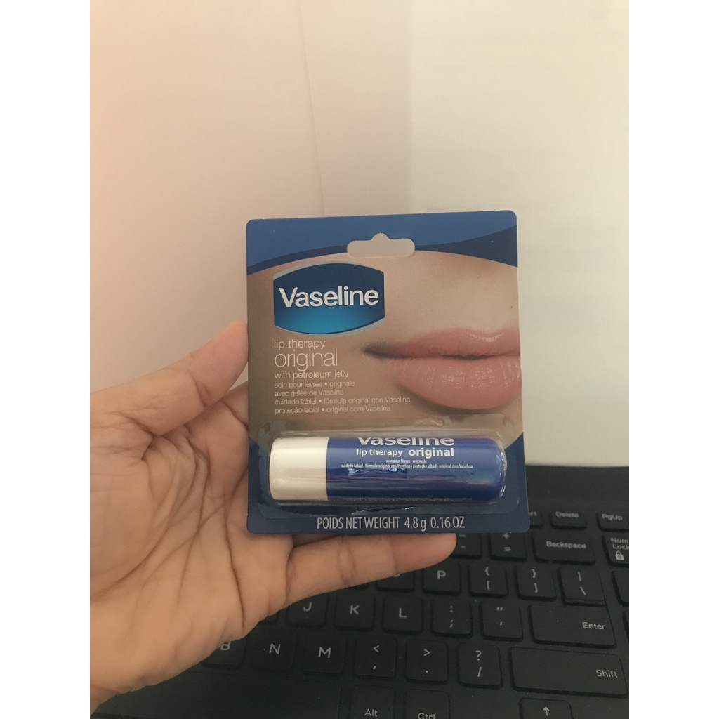 Dưỡng môi Vaseline đạng thỏi 4.8g Hàn Quốc