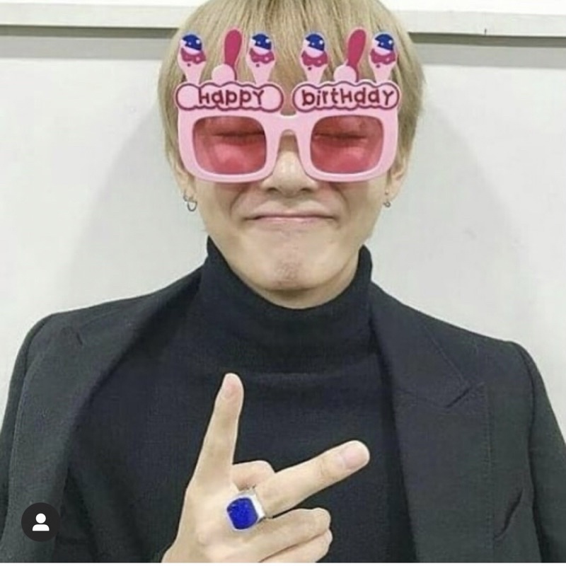 Kính mắt gắn chữ HAPPY BIRTHDAY decor xinh xắn đáng yêu