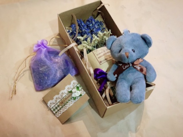 Hộp quà tặng Bó hoa Oải hương Lavender mini kèm gấu bông ( tặng thiệp + túi hương ) | BigBuy360 - bigbuy360.vn