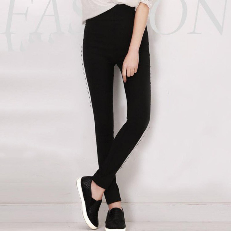 Quần legging lưng cao chất liệu co giãn thoải mái | BigBuy360 - bigbuy360.vn