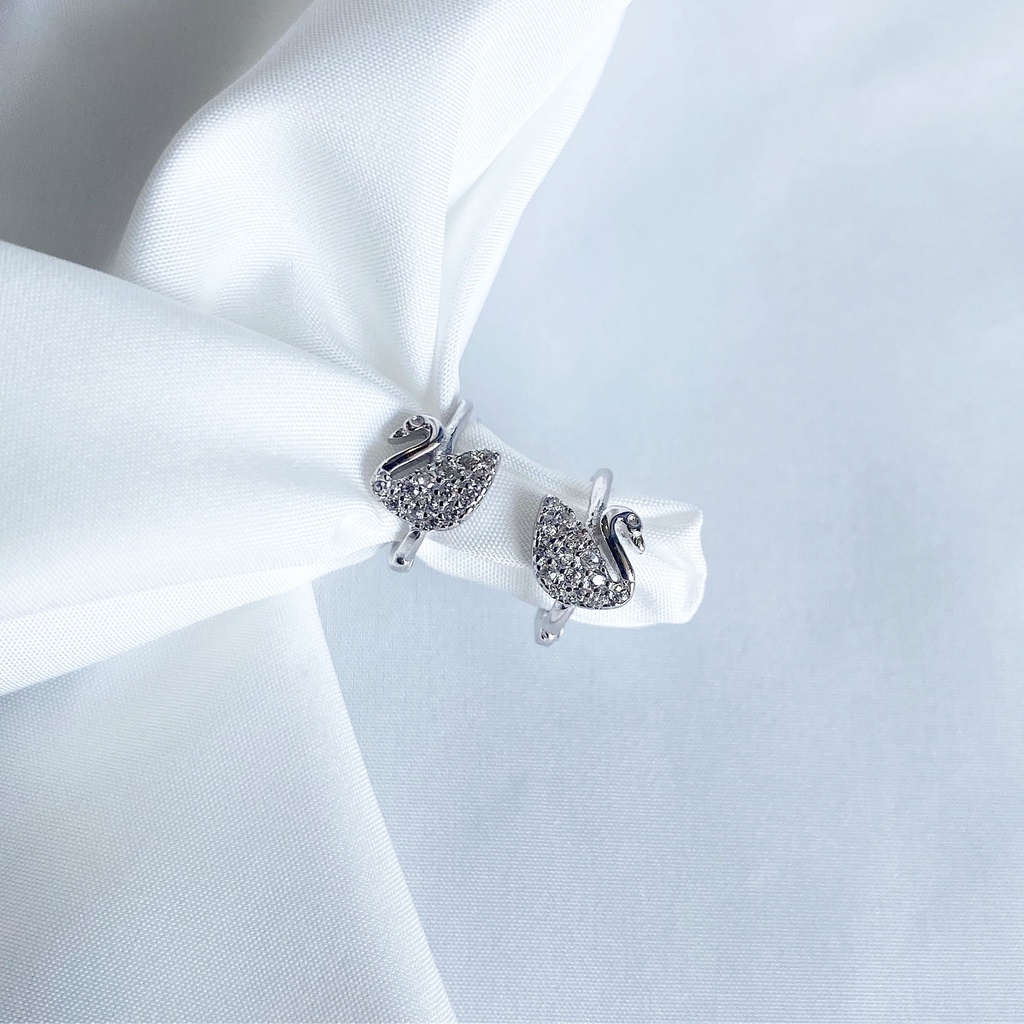 Khuyên tai bạc 925 thiên nga xinh xắn trẻ trung Dế Bạc