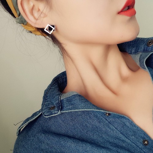 Bông Tai Vuông 2 Lớp Titan Ko Đen TT 3293