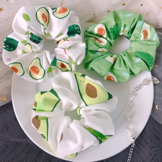 Dây buộc tóc Scrunchies quả bơ