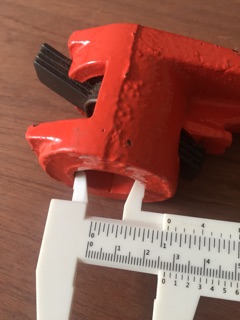 Cảo ống nước phi 27