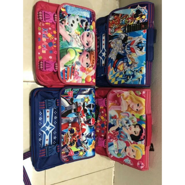 Cặp đi học cho bé