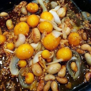 Trứng gà non khay 500gr