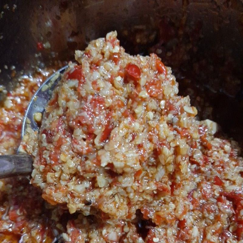 Sate thơm ngon dùng cùng bánh tráng phơi sương Củ Chi